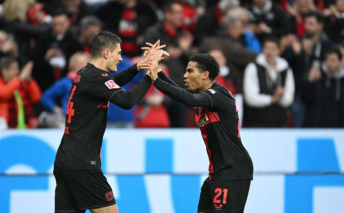 九游体育下载-包含赛后突围战来临，埃因霍温围绕德甲外线爆发，媒体盛赞，训练强度明显提升的词条