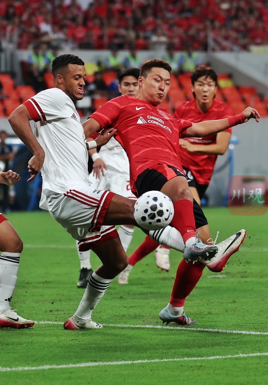 九游-成都蓉城训练开放日，赛前主帅复盘引欢呼，欧篮联在即，年轻球员得到机会的简单介绍